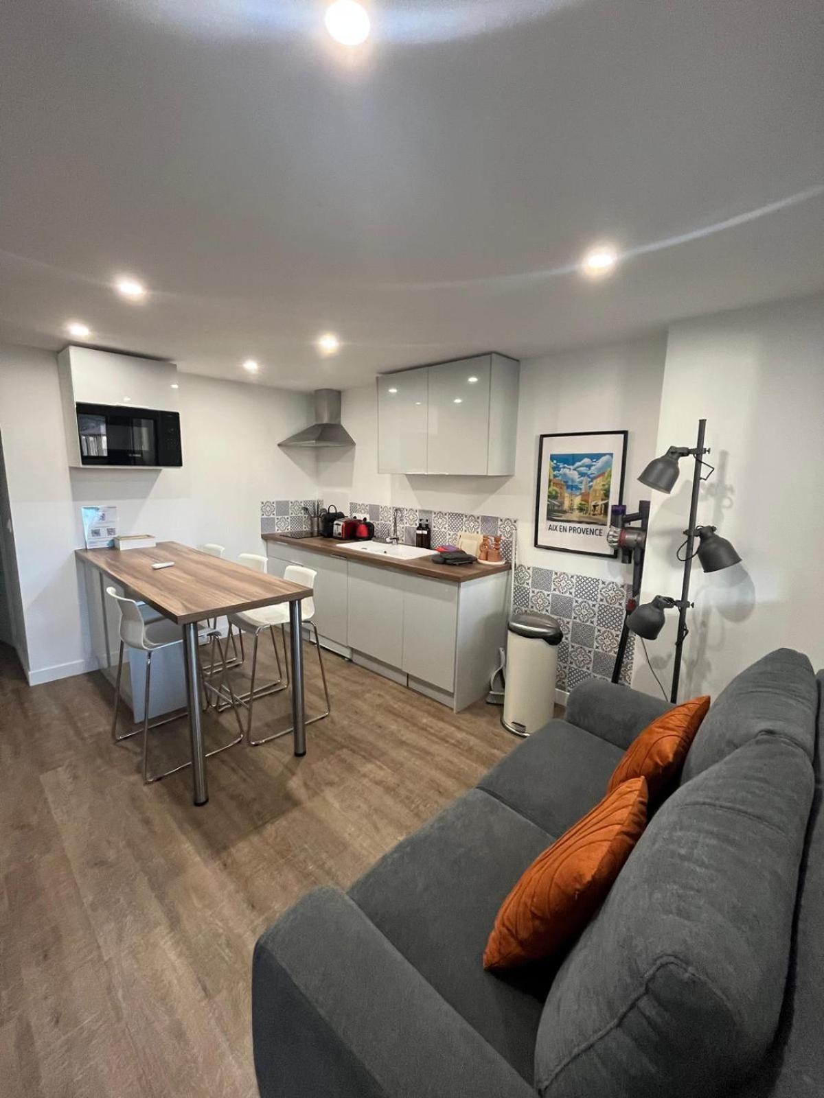 L'Amandier - Joli Appartement T3 Neuf Centre Ville A 2 Pas De La Rotonde Mirabeau Et Des Allees Provencales Aix-en-Provence Buitenkant foto