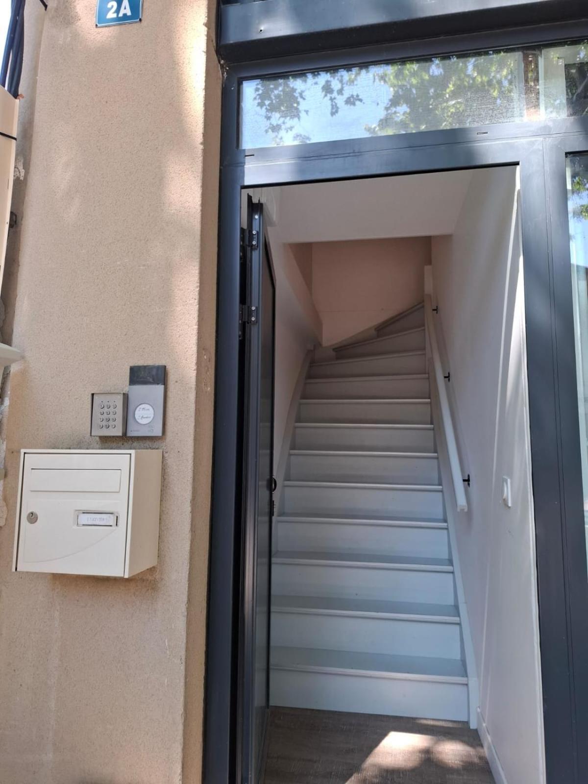 L'Amandier - Joli Appartement T3 Neuf Centre Ville A 2 Pas De La Rotonde Mirabeau Et Des Allees Provencales Aix-en-Provence Buitenkant foto